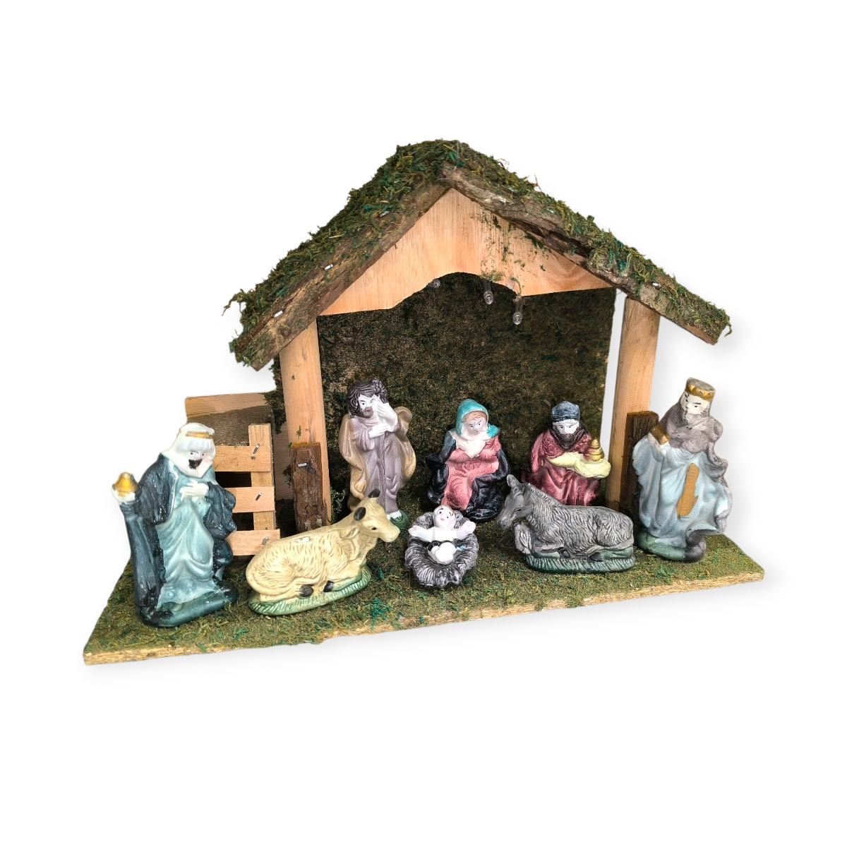 Karácsonyi Betlehem jászollal, LED világítással és 9 figurával – 31x12,5x20 cm