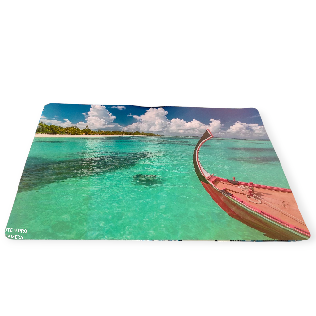 Tányéralátét – Nyári csónakos tengerpart minta, 43,5x28,5 cm